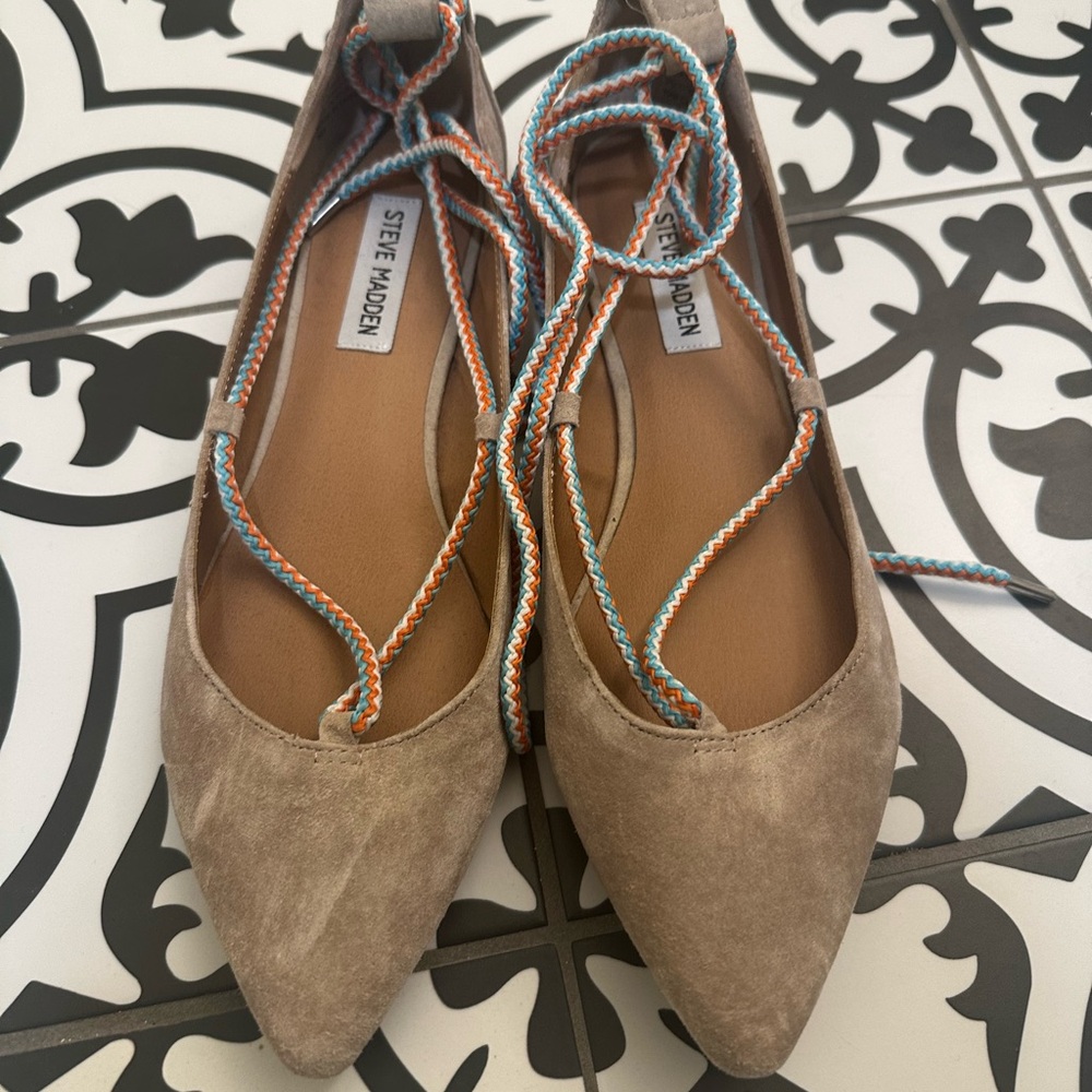 Steve Madden Beige Women's Shoes